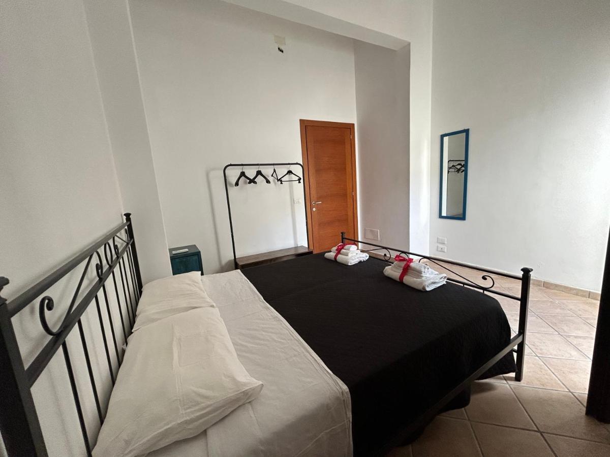 Suite Le Due Sorelle Torre dell'Orso Extérieur photo