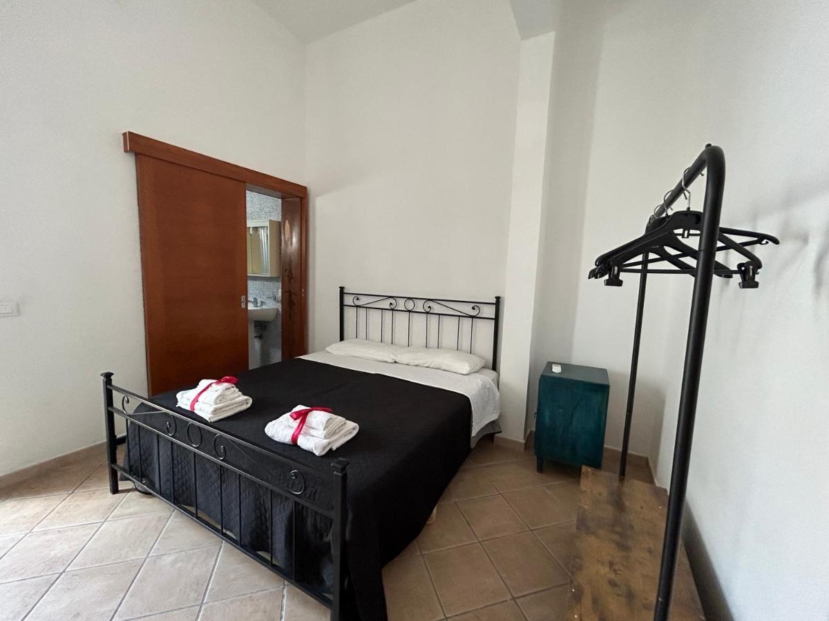 Suite Le Due Sorelle Torre dell'Orso Extérieur photo