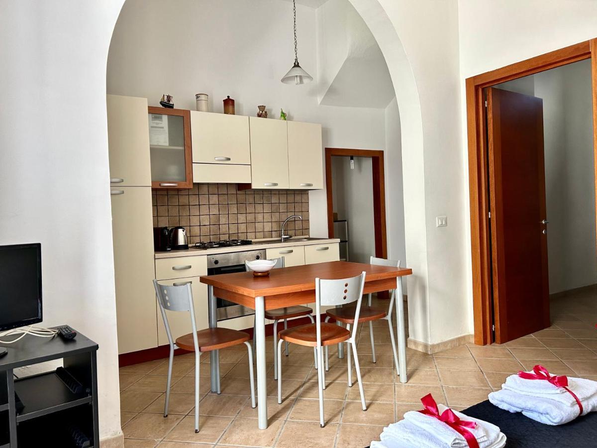 Suite Le Due Sorelle Torre dell'Orso Extérieur photo
